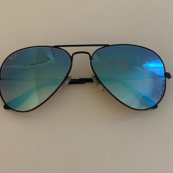 Ray-Ban sunglasses - Picture 2 of 5